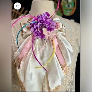 VALENTINE'S BOLO - One-of-a-kind STUNNING "BOWlo" on sparkly cord